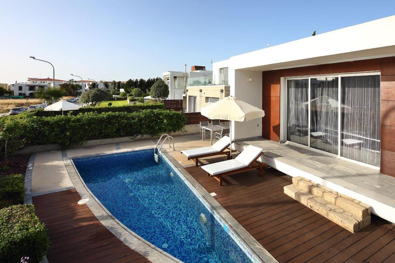 Paradise Cove Luxurious Beach Villas Paphos Exterior foto