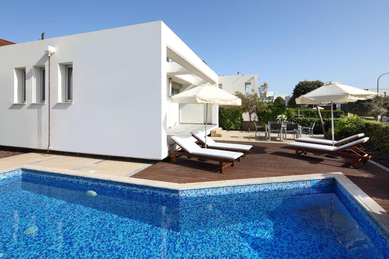 Paradise Cove Luxurious Beach Villas Paphos Exterior foto