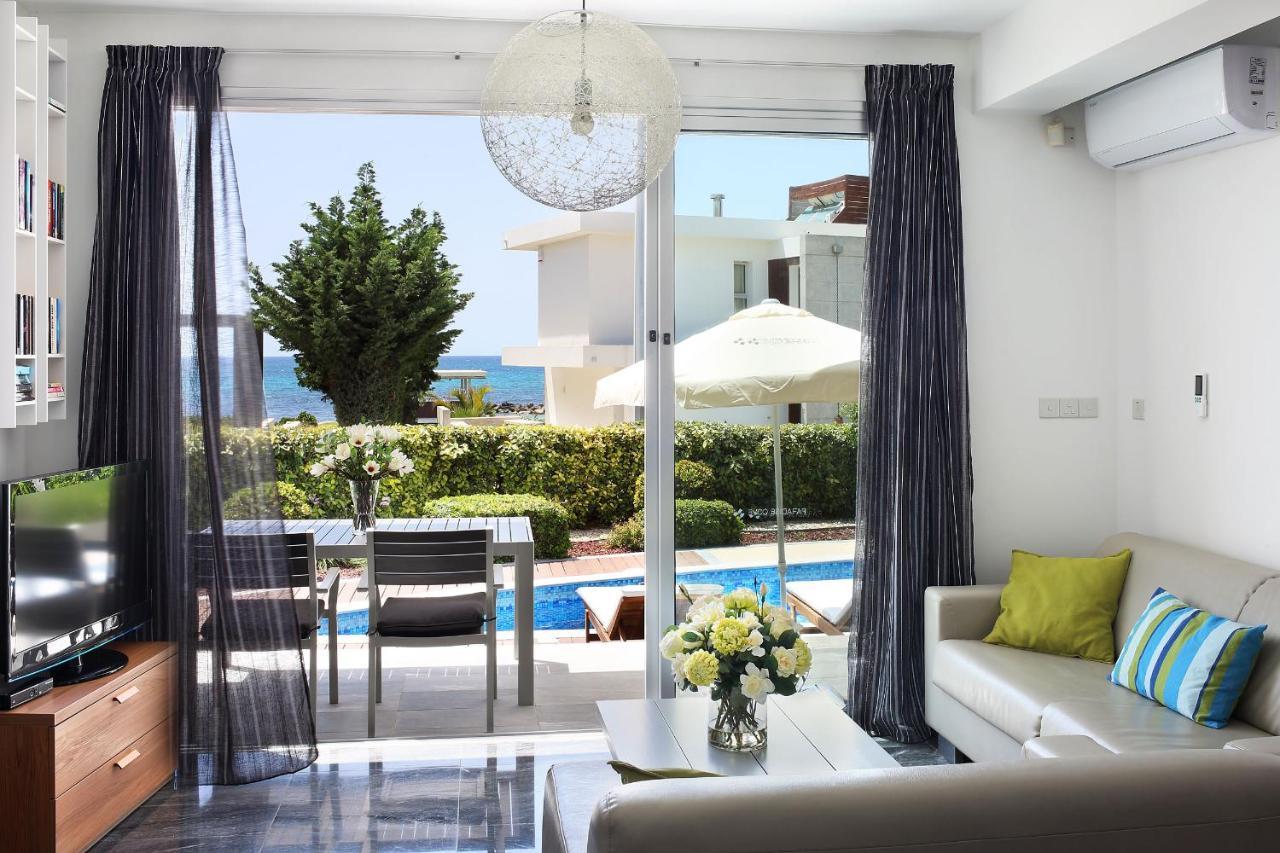 Paradise Cove Luxurious Beach Villas Paphos Exterior foto