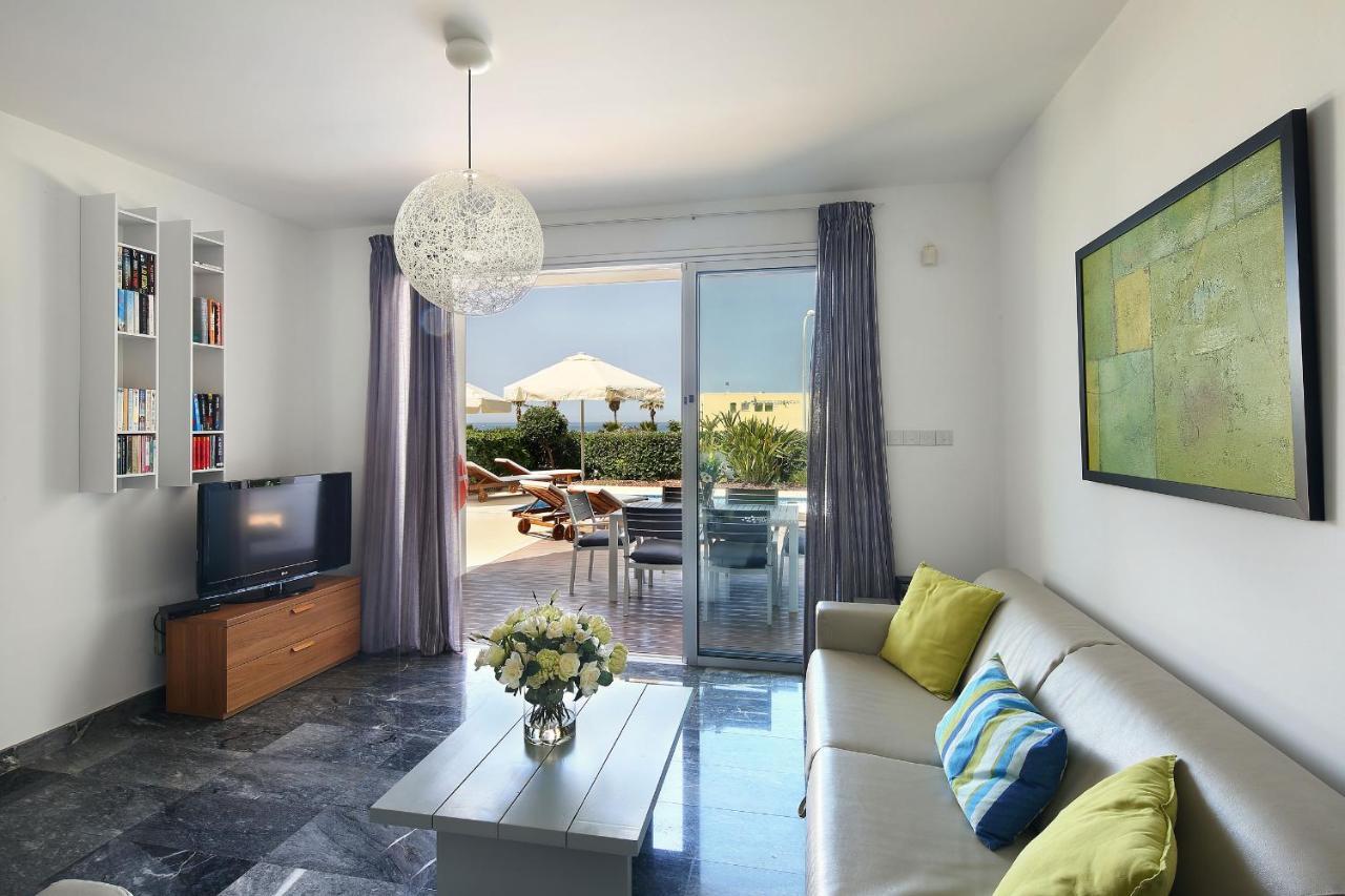 Paradise Cove Luxurious Beach Villas Paphos Exterior foto