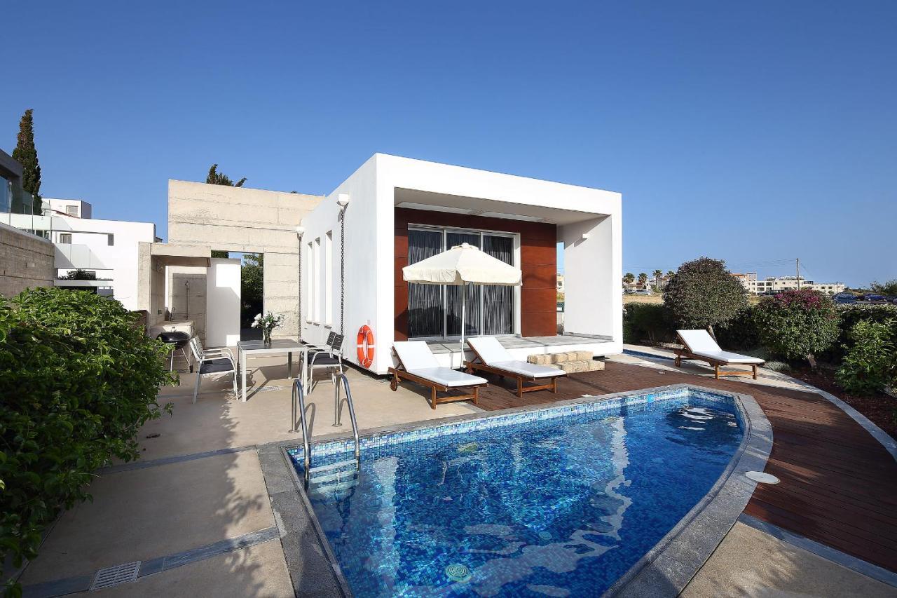 Paradise Cove Luxurious Beach Villas Paphos Exterior foto