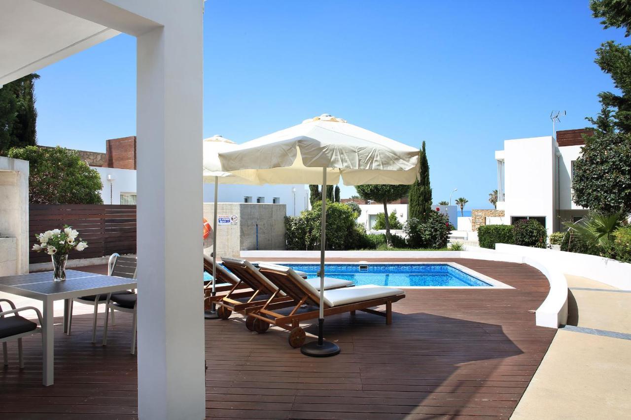Paradise Cove Luxurious Beach Villas Paphos Exterior foto