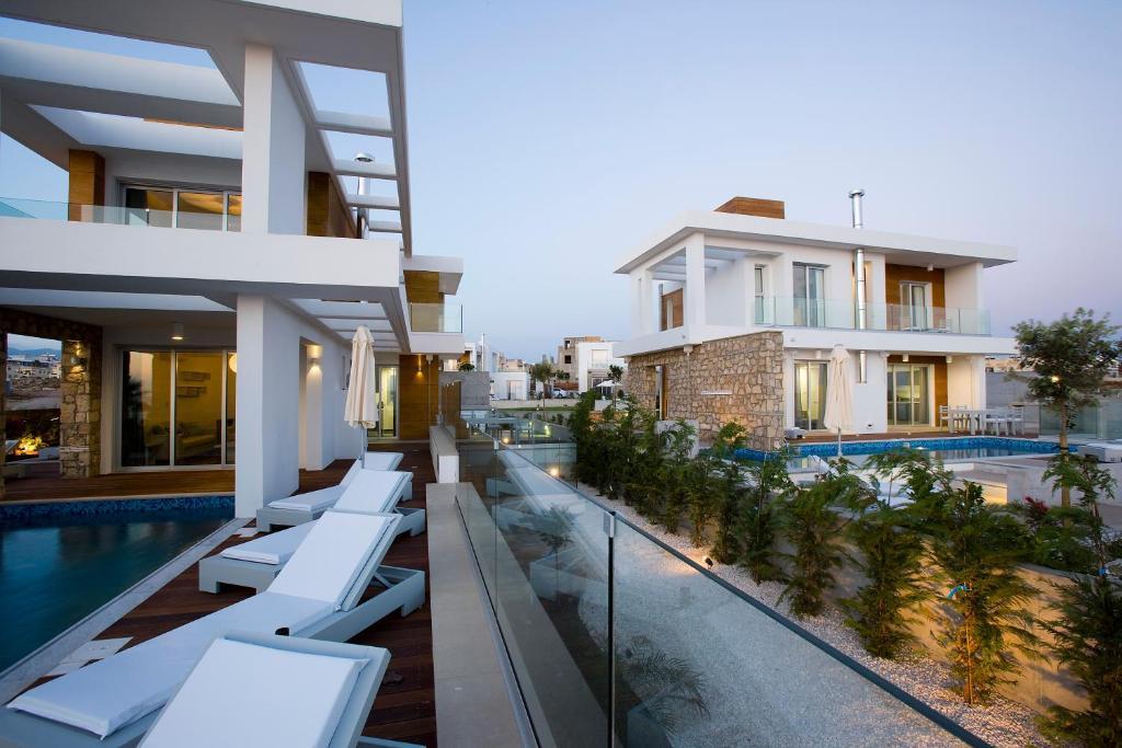 Paradise Cove Luxurious Beach Villas Paphos Habitación foto