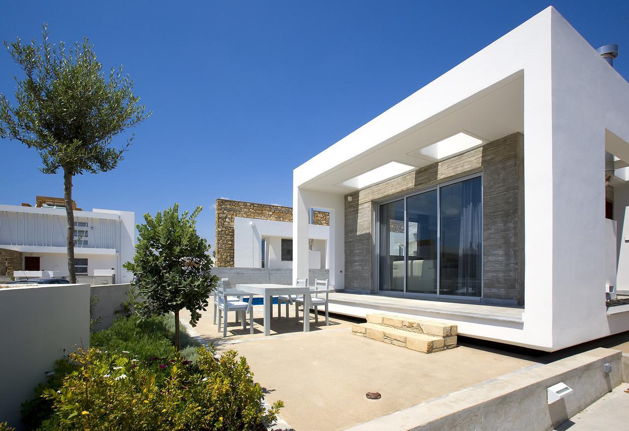 Paradise Cove Luxurious Beach Villas Paphos Exterior foto